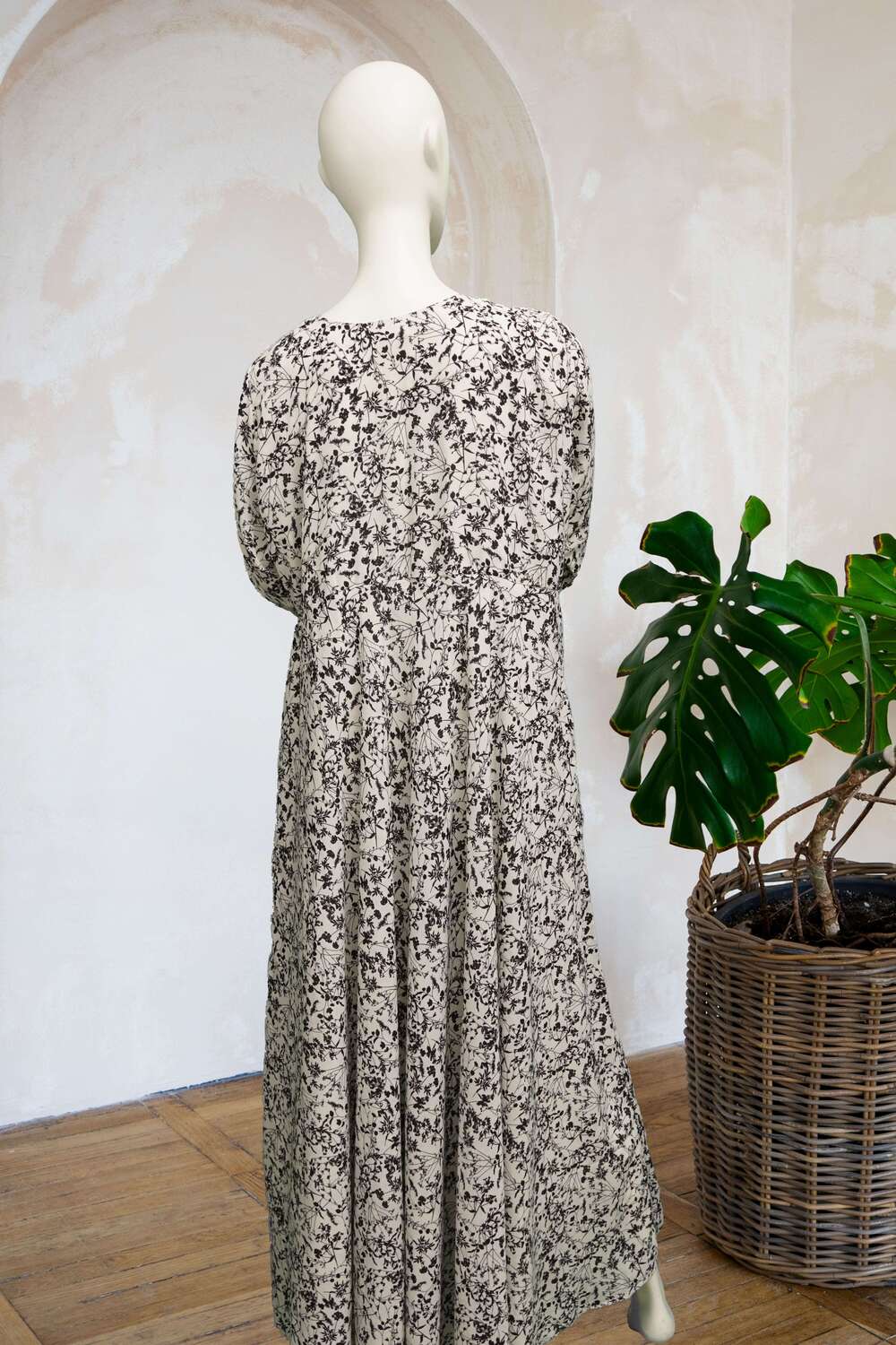 Floral Print Maxi Dress in Cream and Black